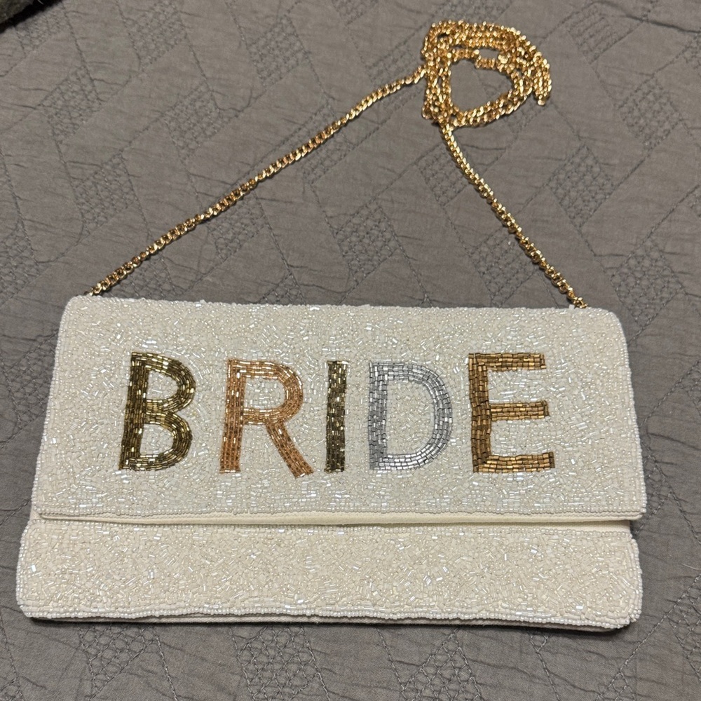 EUC- Elegant Cream Beaded Bride Clutch